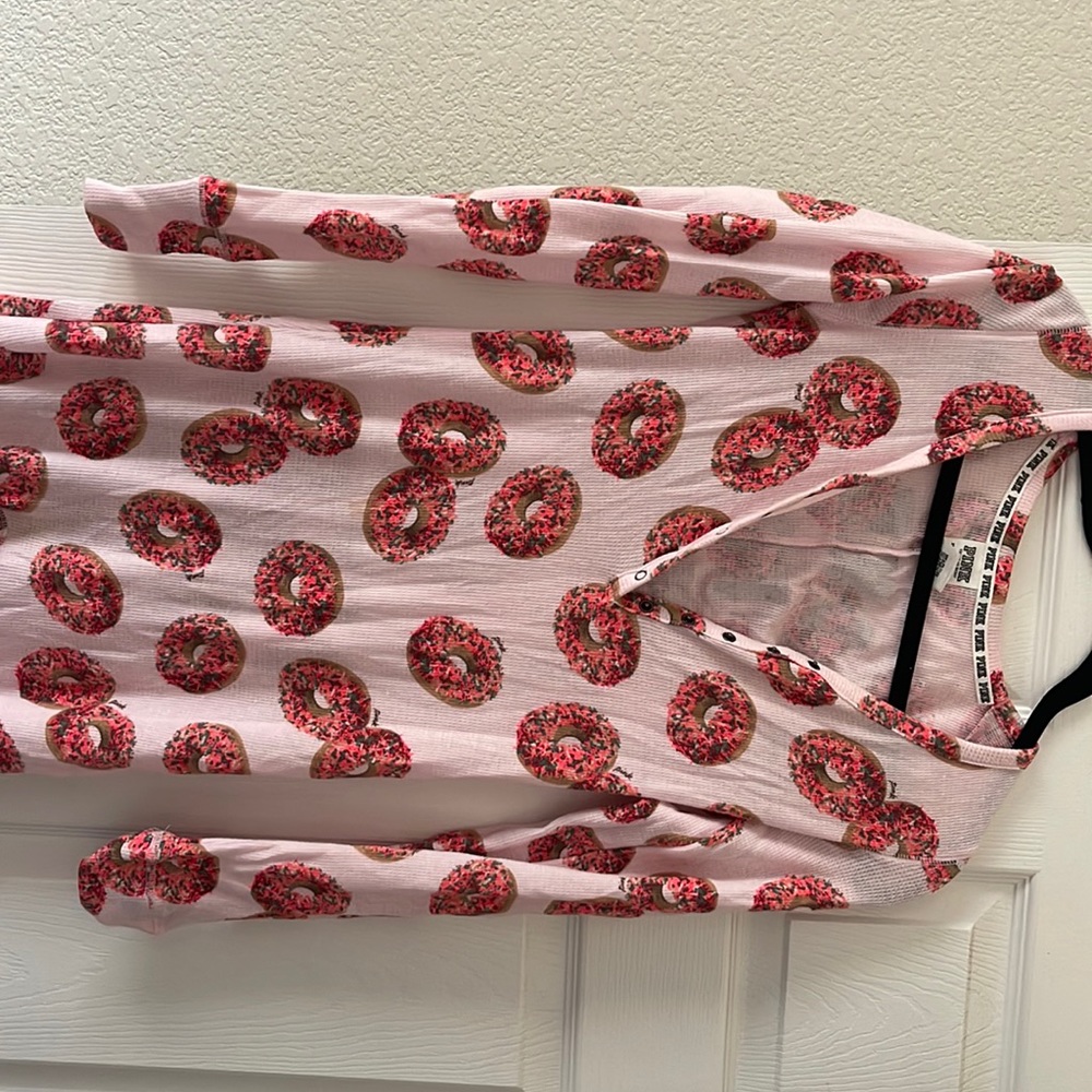 Pink pajamas size XS